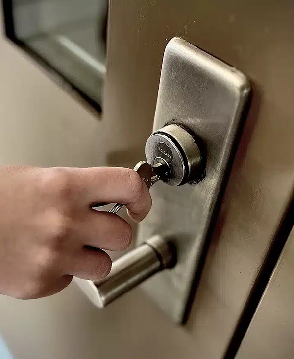 Locksmiths in Rockville, MD providing business security solutions, including high-security locks, access control systems, and master key solutions.